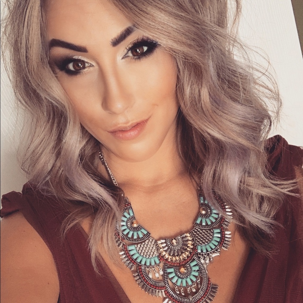 Meet your Posher, Kassi